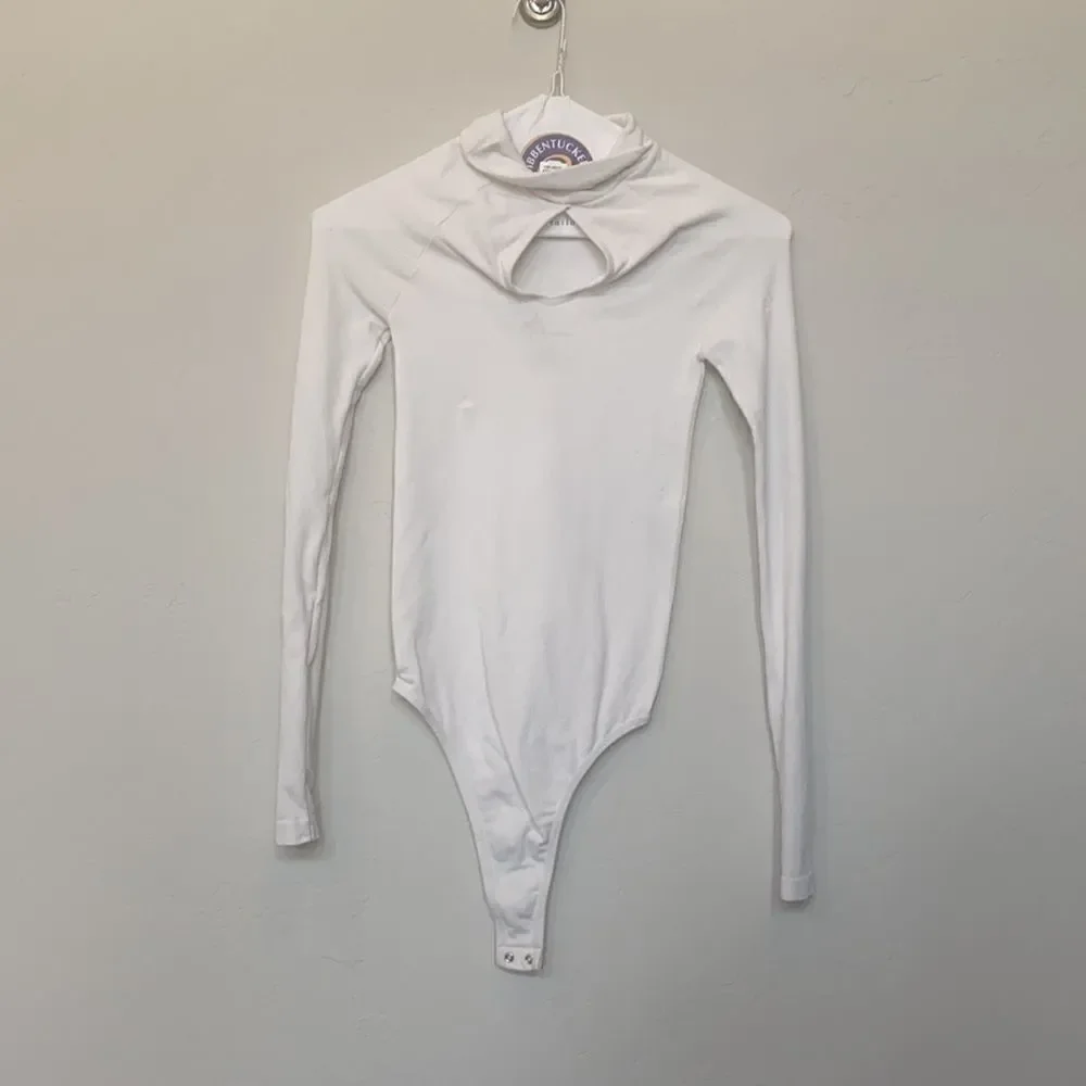 Revolve SMLS Free People White Turtleneck …